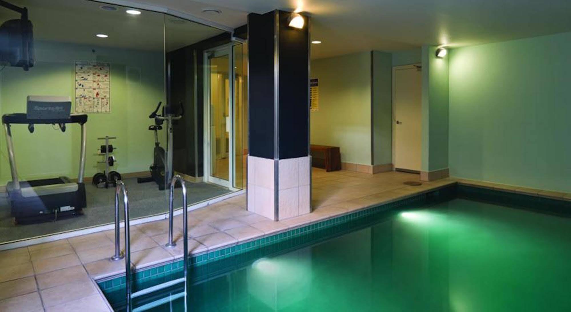 Adina Apartment Hotel South Yarra Melbourne Esterno foto